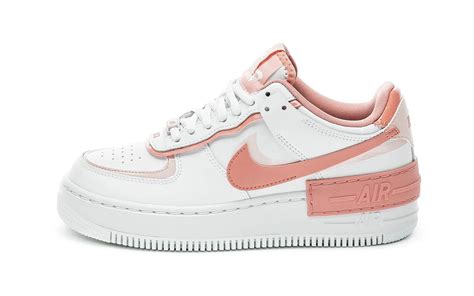 Witte, rode Nike Air Force One online kopen 